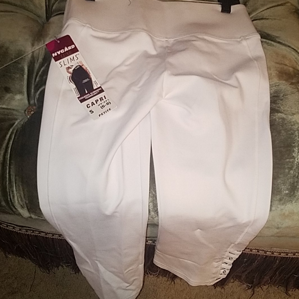 Capri pant - Picture 2 of 3